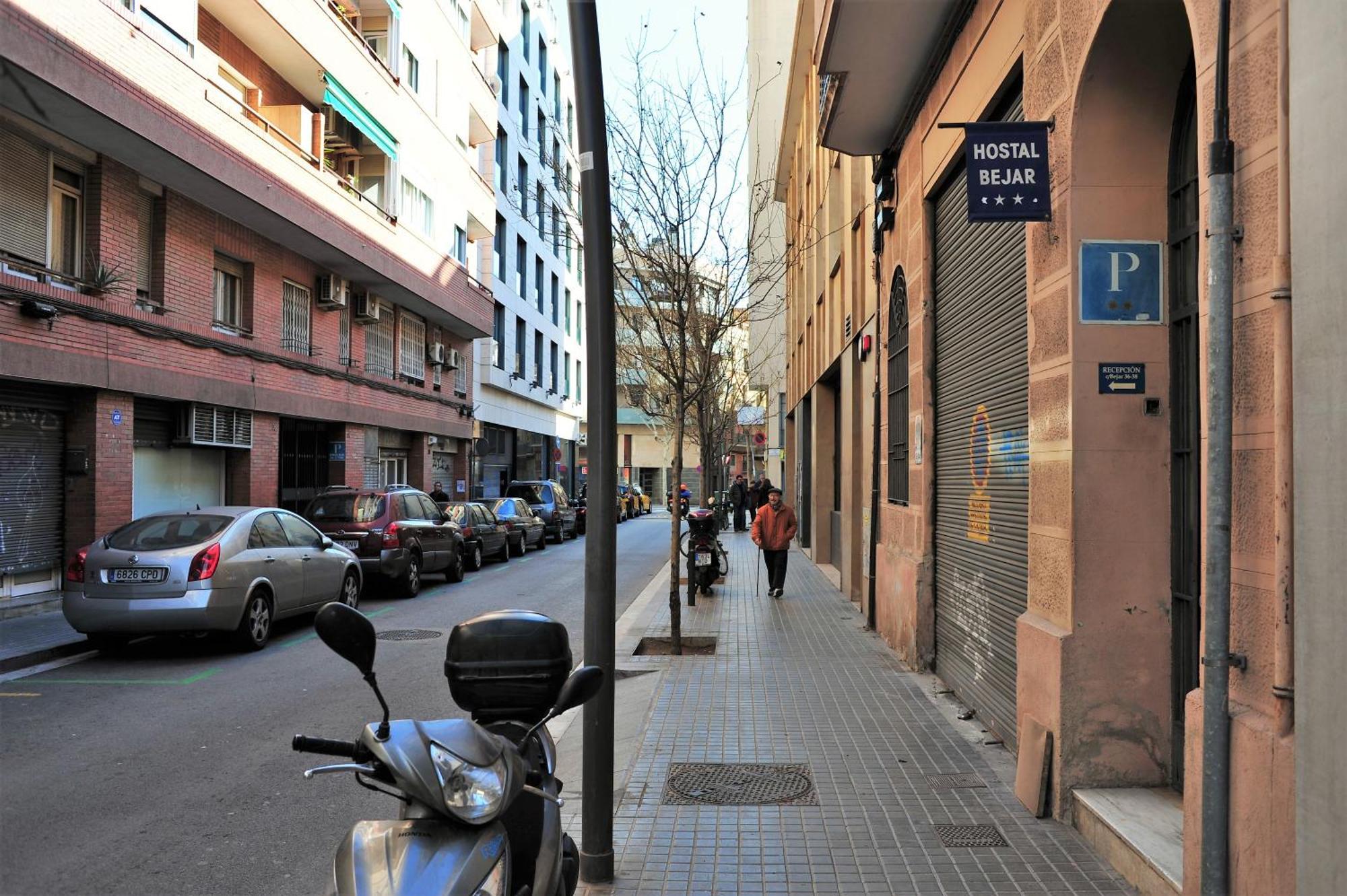 Hostal Bejar บาร์เซโลนา ภายนอก รูปภาพ