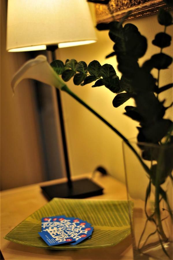 Hostal Bejar บาร์เซโลนา ภายนอก รูปภาพ
